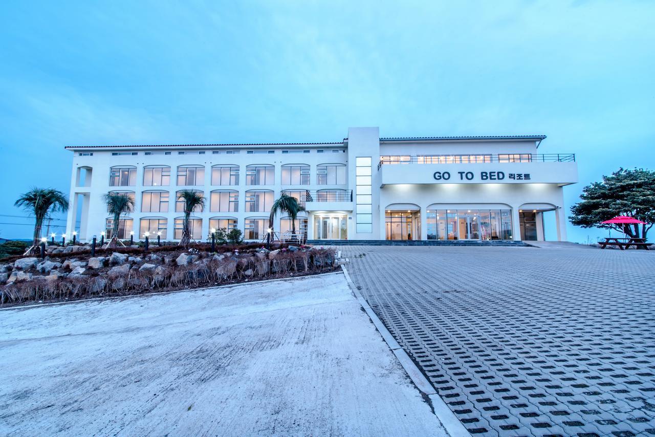 Go To Bed Resort Seogwipo Exterior photo